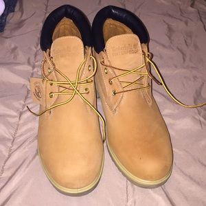 Men’s shoes